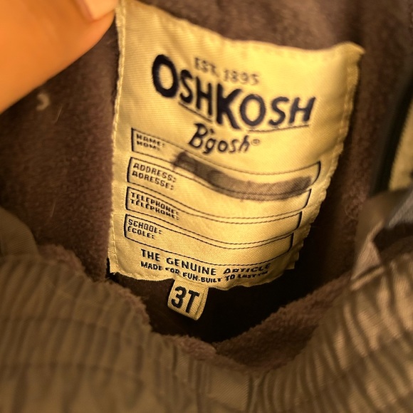 OshKosh B’gosh Snowpants - Picture 3 of 3